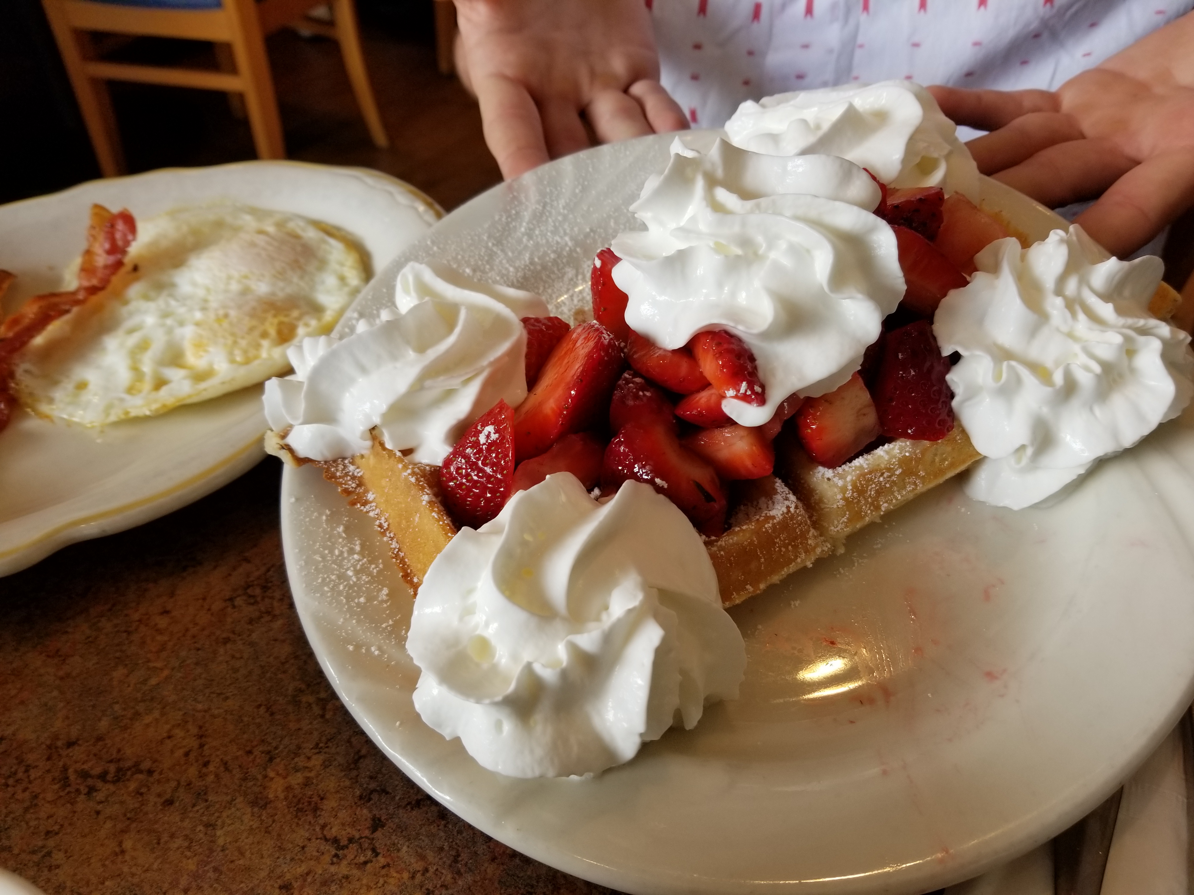 Catalina-breakfast-Pancake-Cottage